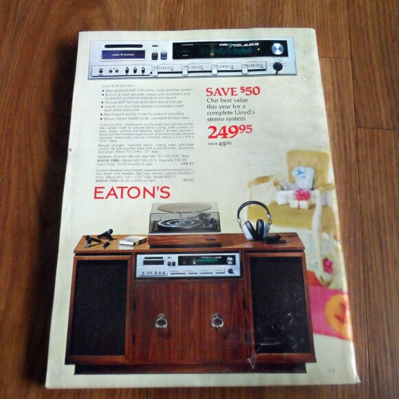 1975 Eaton's Christmas Catalogue - Picture 2 of 2